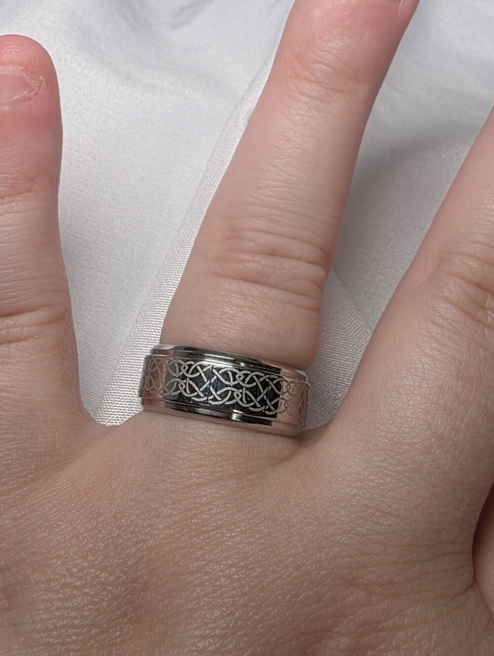 Silver Celtic Knot Womens Stainless Steel Ring Size 7